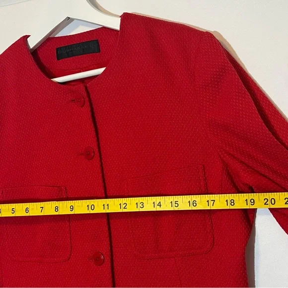 Donna Karan Women’s Red Blazer size 8 Round Neck Cotton pockets lined Christmas - Picture 3 of 11
